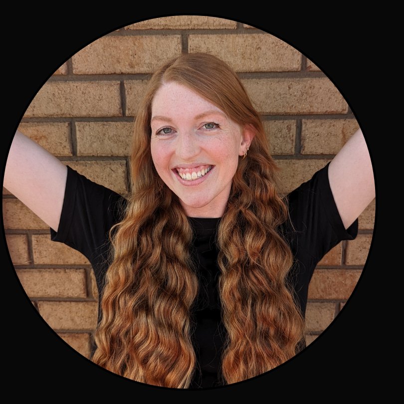 Kate, Evoke's owner and director smiling in welcome to all for evoke performing arts classes.
